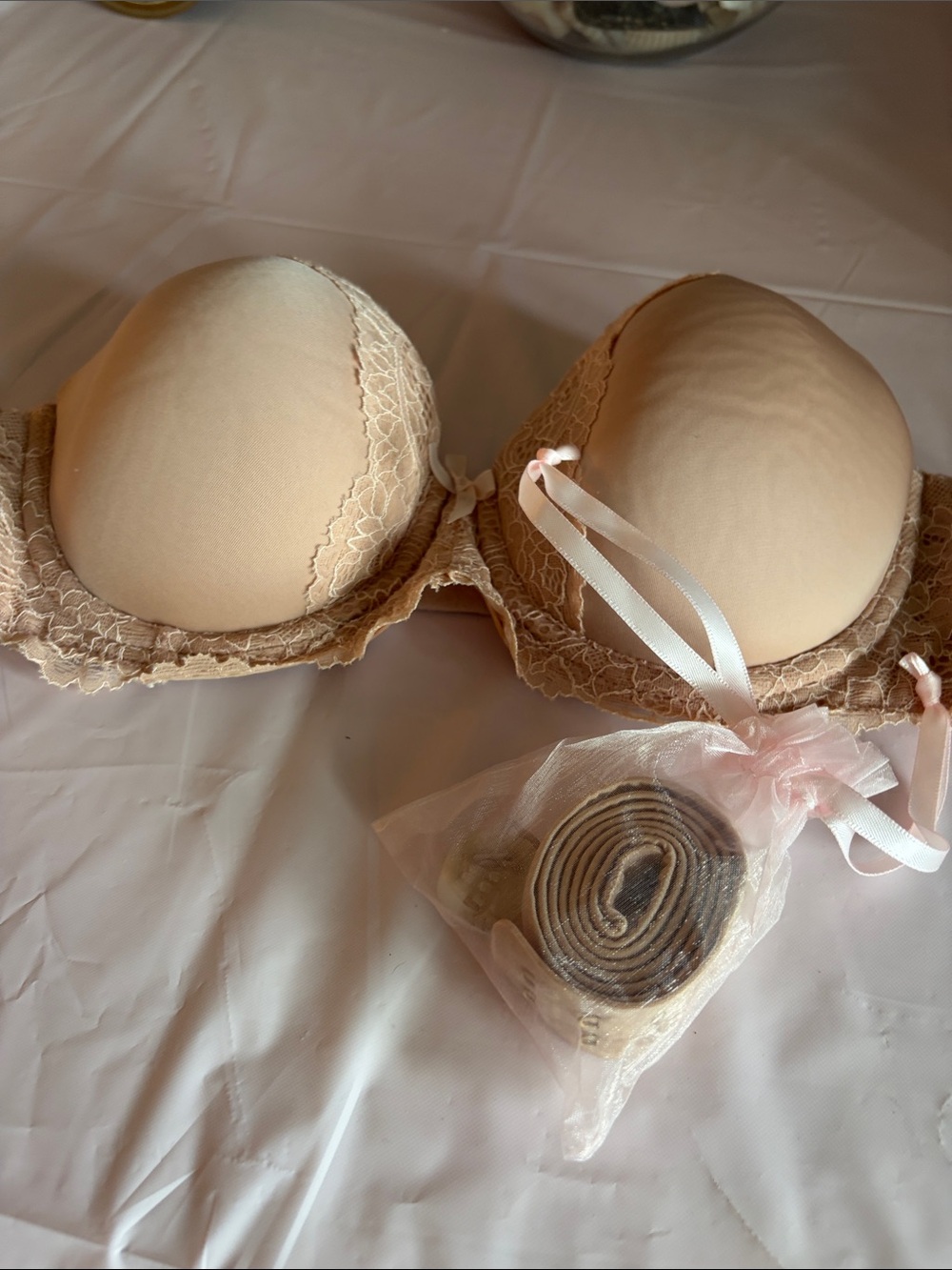 Victoria's Secret Beige Lace Push-Up Bra